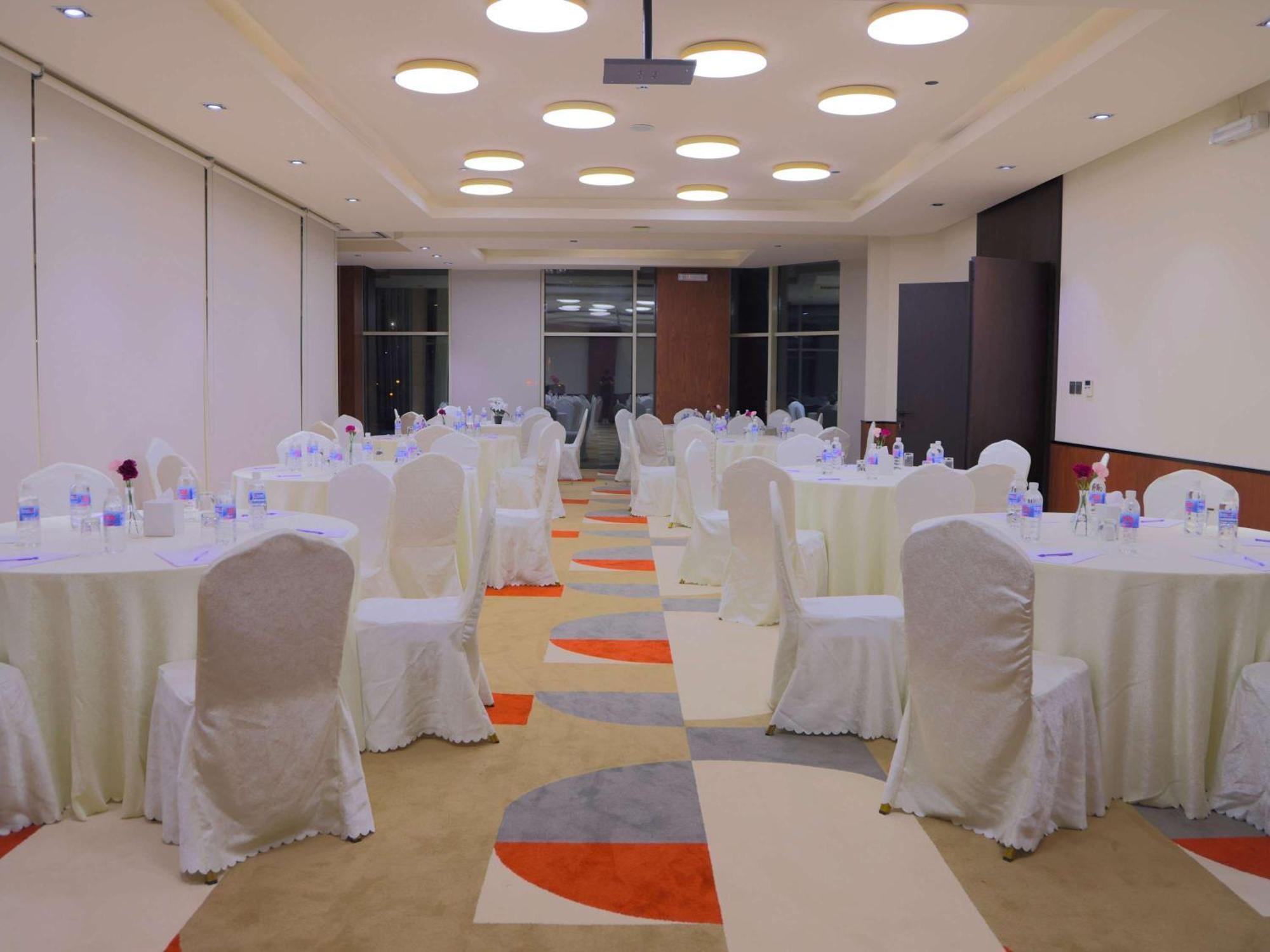 Novotel Centre 4* Riyadh