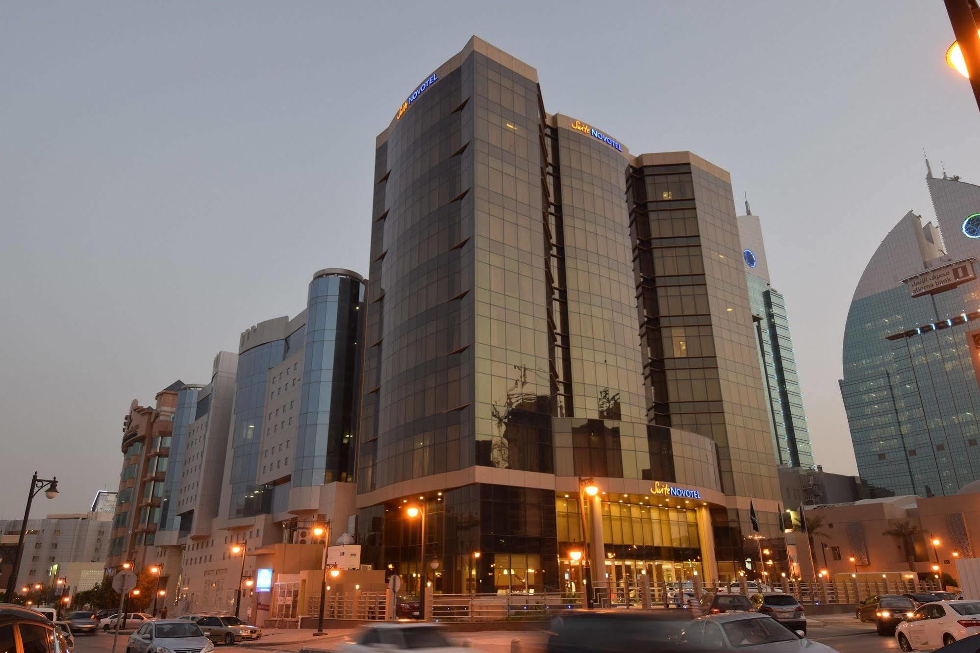 Novotel Centre Hotel 4*